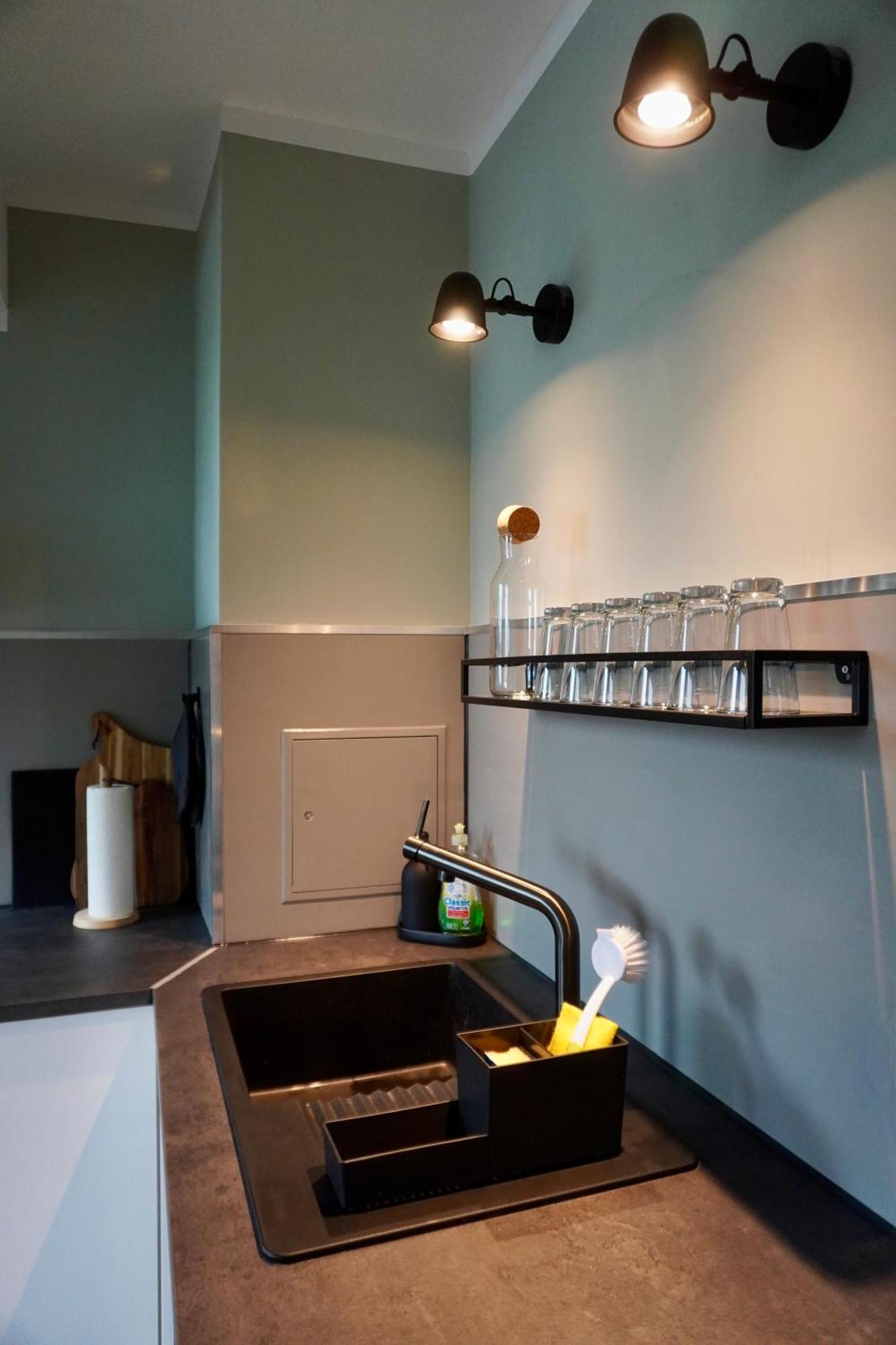 Chez Pheline Apartment